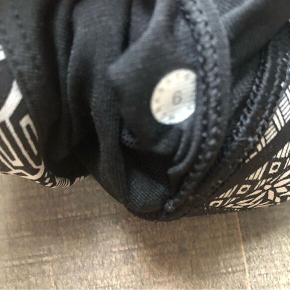 Lululemon Sports Bra - Picture 4 of 4